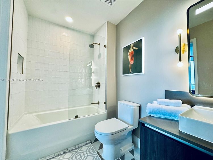 Natiivo Miami #4807 image #35