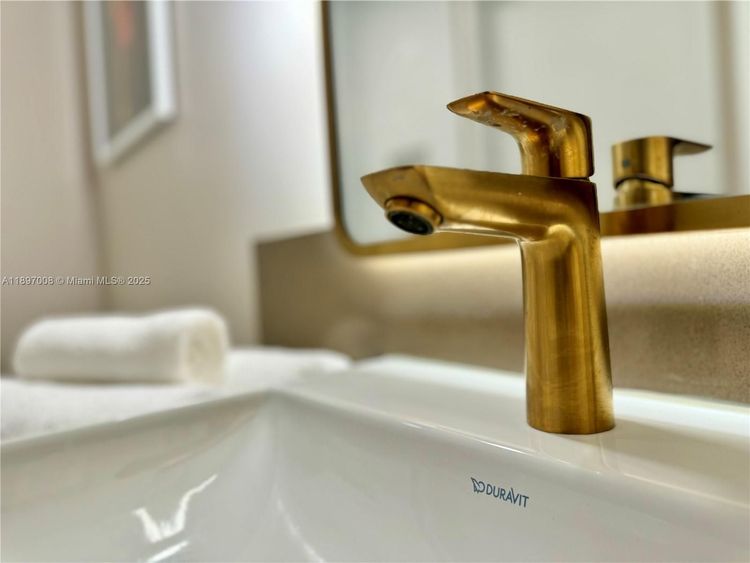 Natiivo Miami #4807 image #40