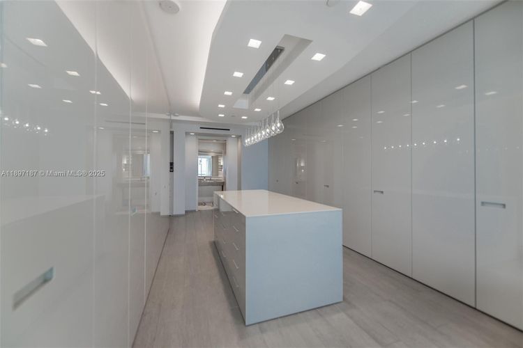 Turnberry Ocean Colony #3204 image #11