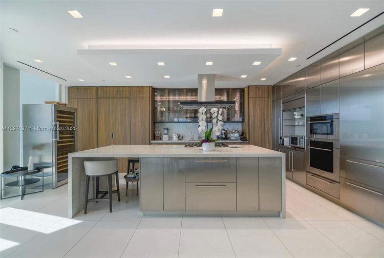 Turnberry Ocean Colony #3204 image #7