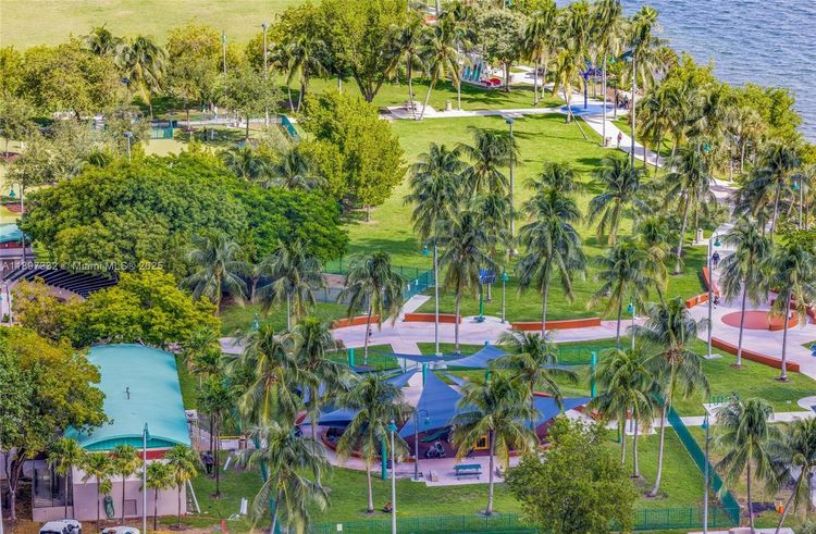 The Grand #A-2638 image #29