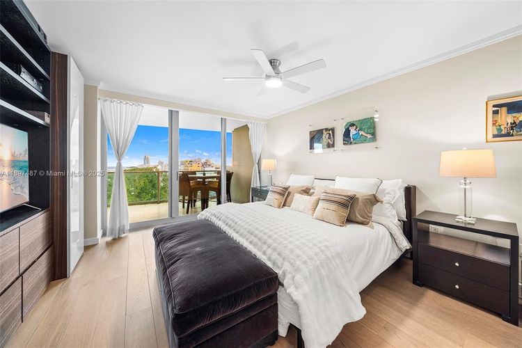 Il Villaggio #1003 image #17