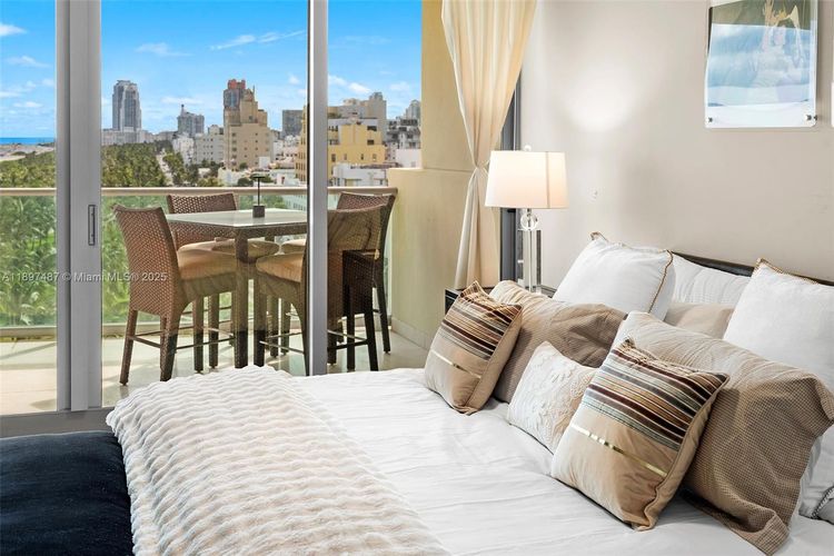 Il Villaggio #1003 image #18