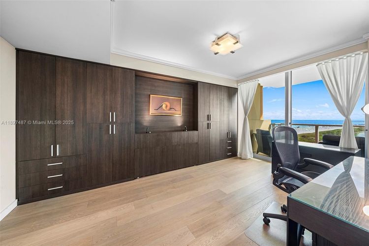 Il Villaggio #1003 image #27