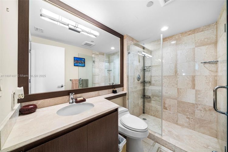 Il Villaggio #1003 image #30