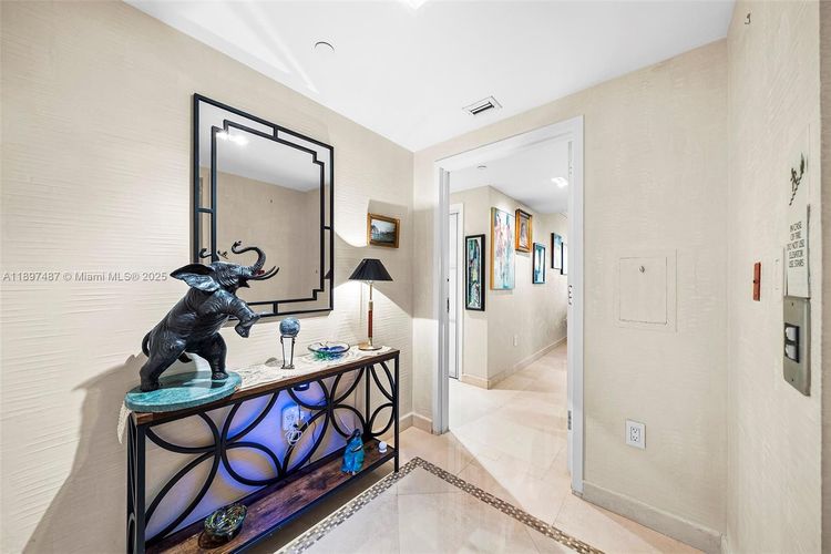 Il Villaggio #1003 image #34