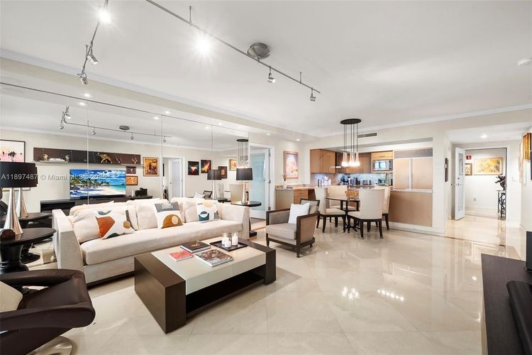 Il Villaggio #1003 image #6