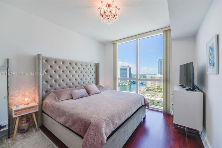 Ocean Marine Yacht Club #1909 image #10