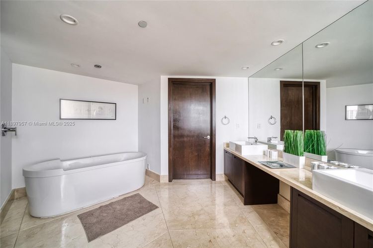 St. Tropez Sunny Isles Beach #1-UPH1 image #46