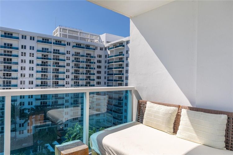 1 Hotel & Homes #1112 image #15