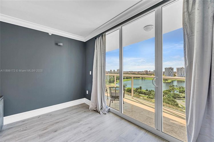 Hamptons South #1907 image #42