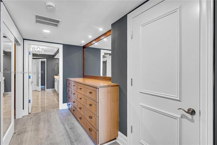 Hamptons South #1907 image #46