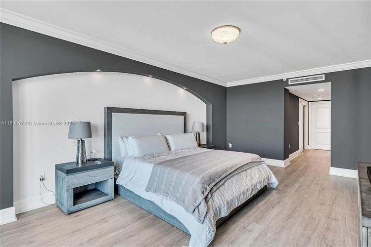 Hamptons South #1907 image #47