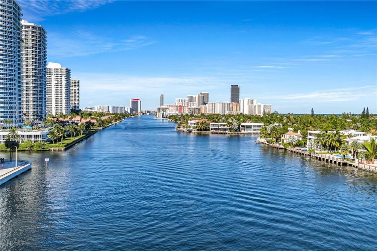 Hamptons South #1907 image #73