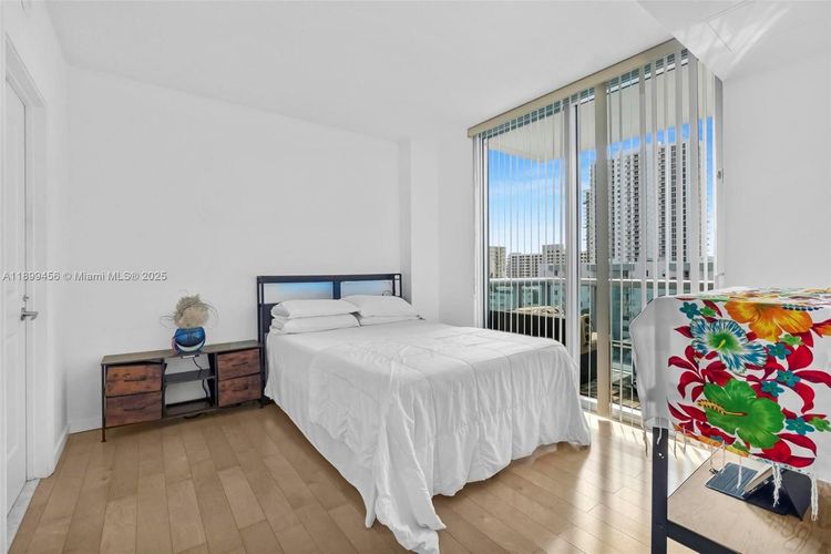 Gallery Art #812 image #16