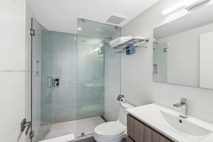 6080 Collins Avenue #302 image #11