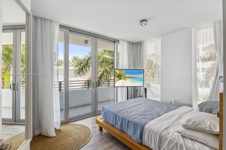 6080 Collins Avenue #302 image #9
