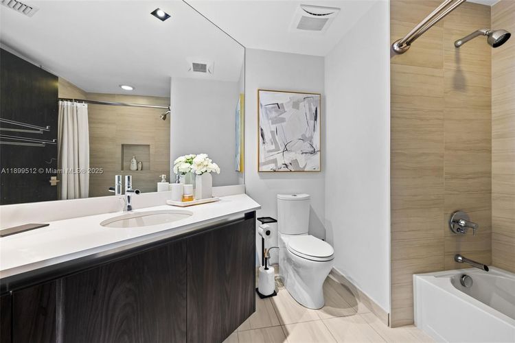 Riva Fort Lauderdale #1102 image #23