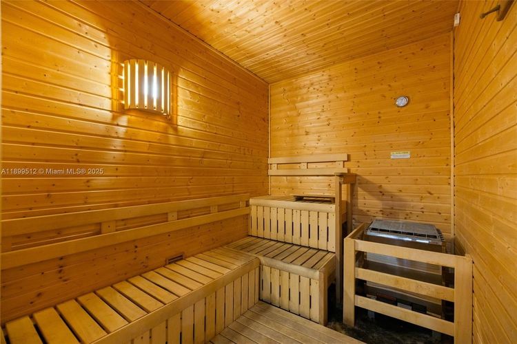 Riva Fort Lauderdale #1102 image #52