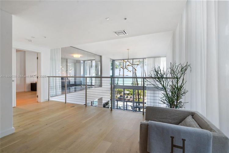 Carillon Condo North Tower #202 image #12