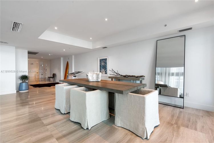 Carillon Condo North Tower #202 image #7