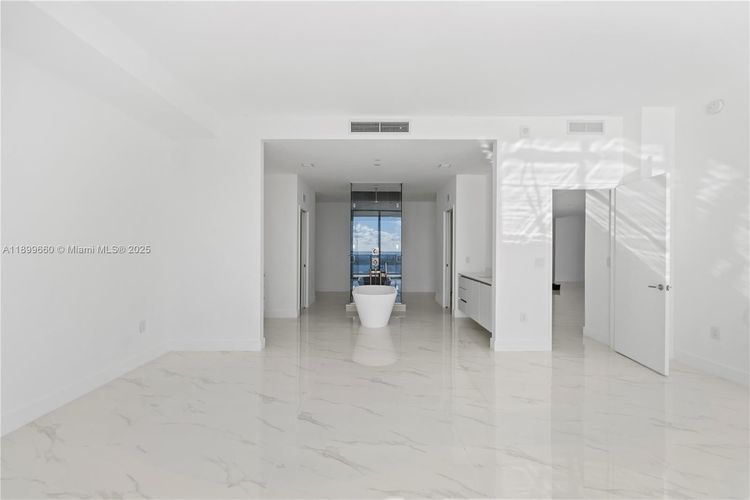 Aria Reserve South Tower #PH-5701 image #32