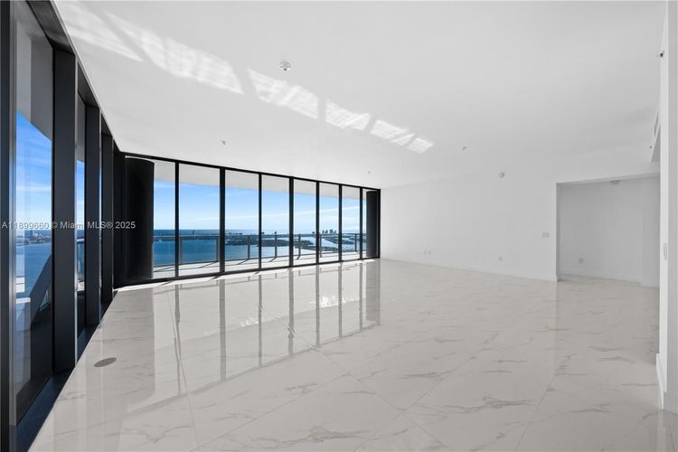 Aria Reserve South Tower #PH-5701 image #49