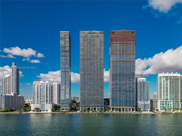 Aria Reserve South Tower #PH-5701 image #57