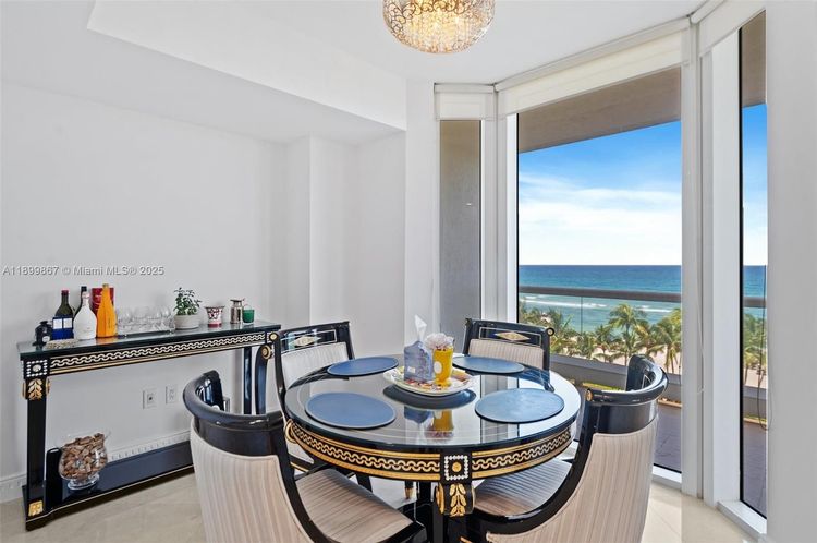 Acqualina #702 image #12