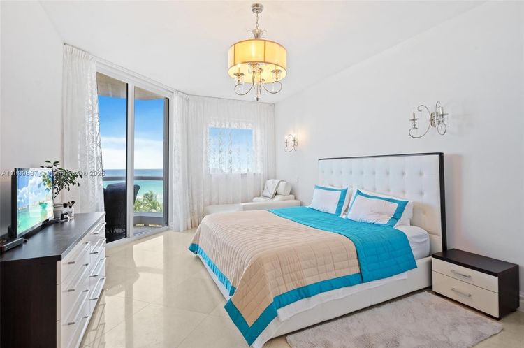Acqualina #702 image #15