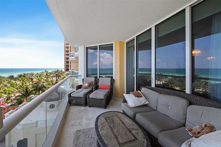 Acqualina #702 image #7
