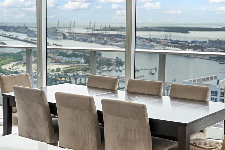 Aria on the Bay #4612 image #10