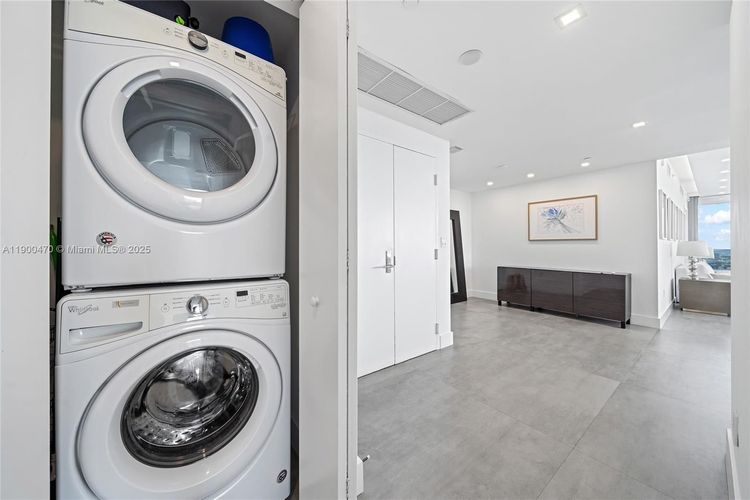 Aria on the Bay #4612 image #20