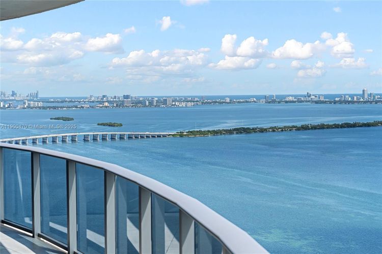 Aria on the Bay #4612 image #22