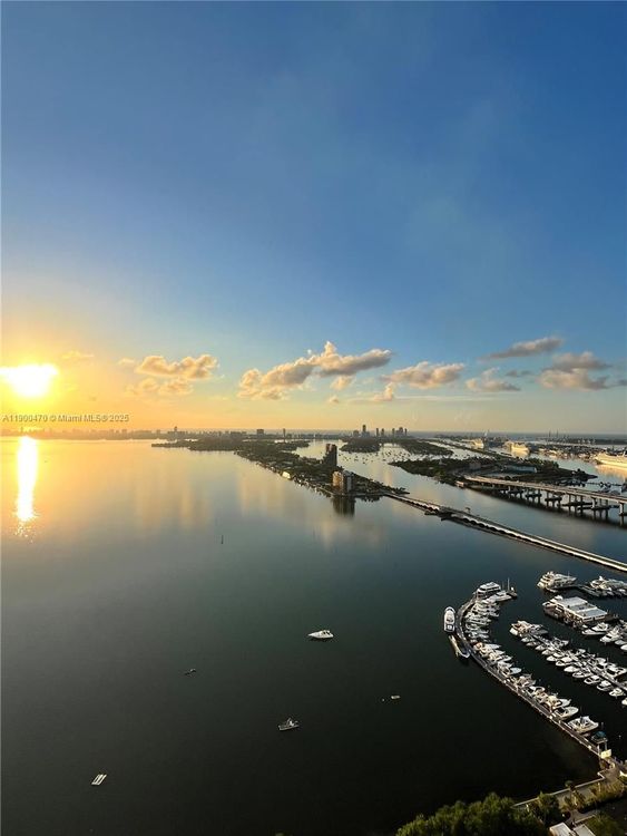 Aria on the Bay #4612 image #45