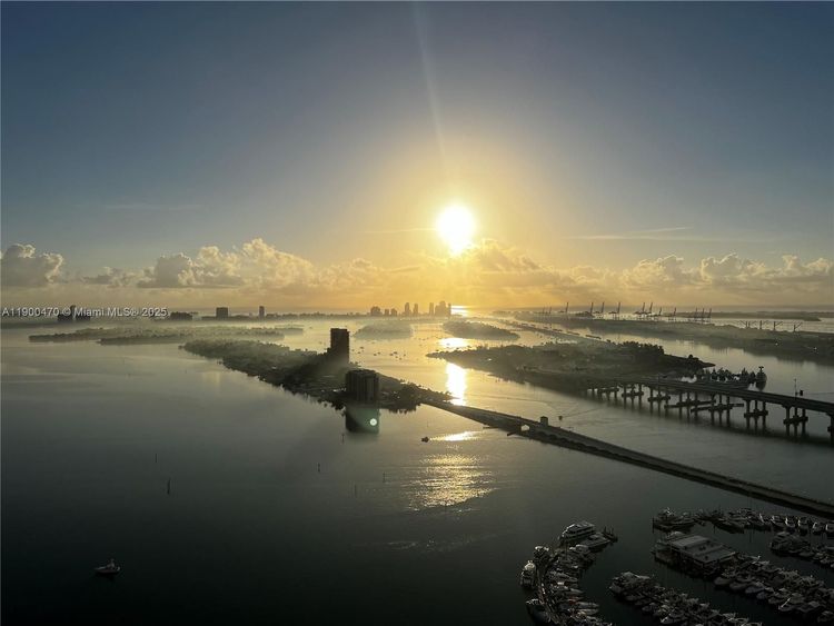 Aria on the Bay #4612 image #49