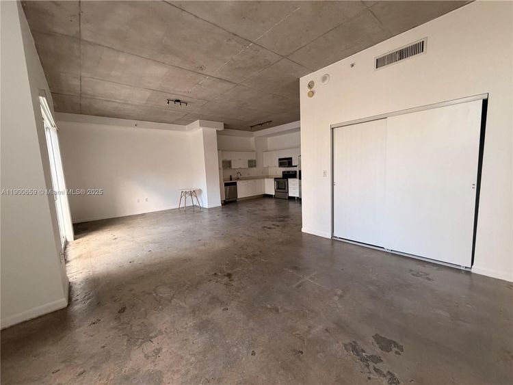 Loft Downtown II #209 image #11