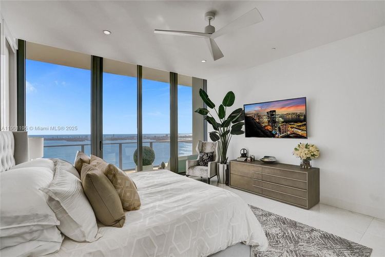 One Paraiso #UPH5301 image #34