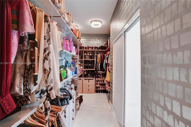 One Paraiso #UPH5301 image #41