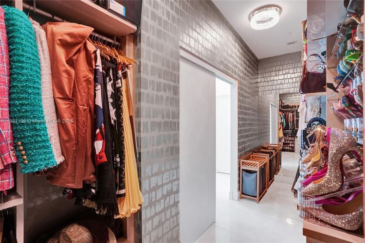 One Paraiso #UPH5301 image #42