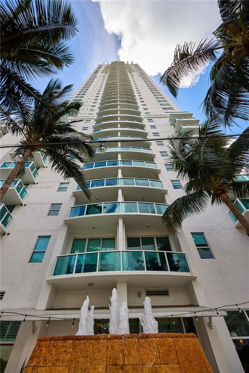 Brickell on the River North #3201 image #12