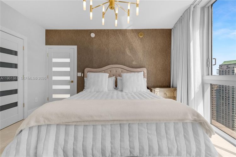 Icon Brickell II #3802 image #17