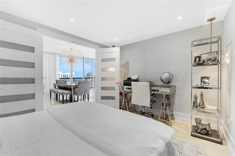 Icon Brickell II #3802 image #20