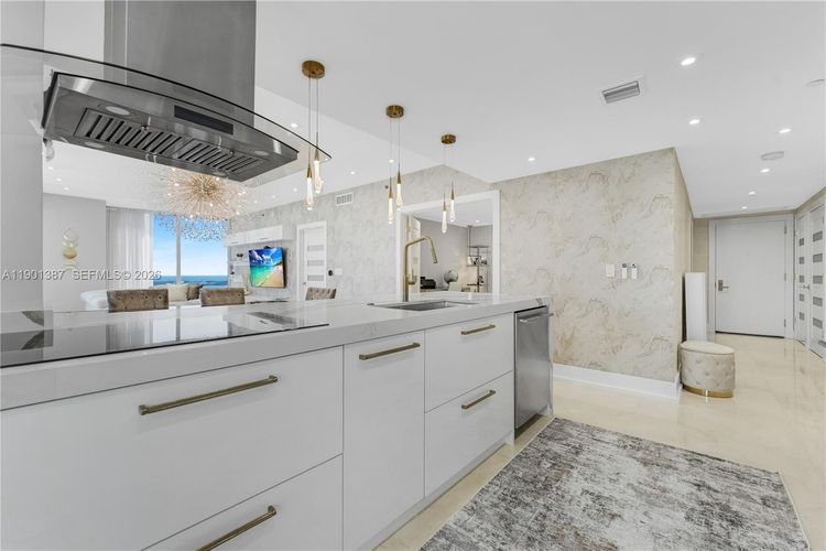 Icon Brickell II #3802 image #6