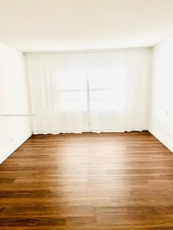 Winston Towers #MO-3 image #13