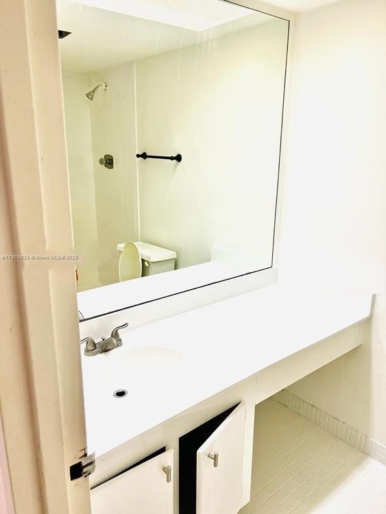 Winston Towers #MO-3 image #6