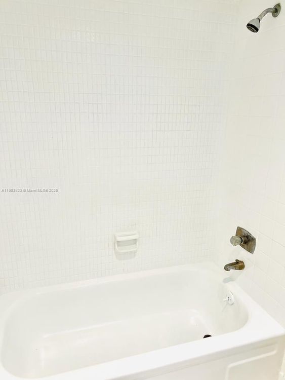 Winston Towers #MO-3 image #9