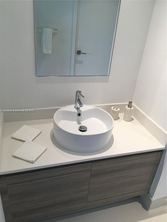 Hyde Midtown #3011 image #14