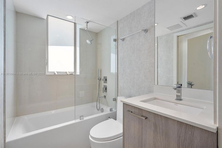 The Palms Residences #301 image #25