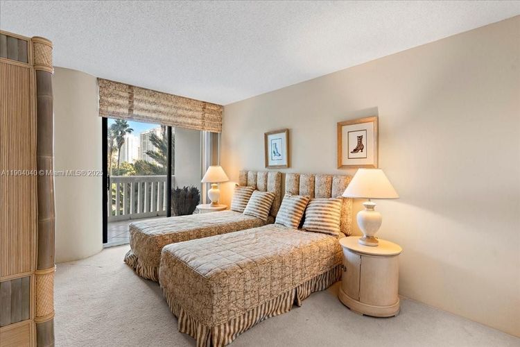 Williams Island 2000 #609 image #15